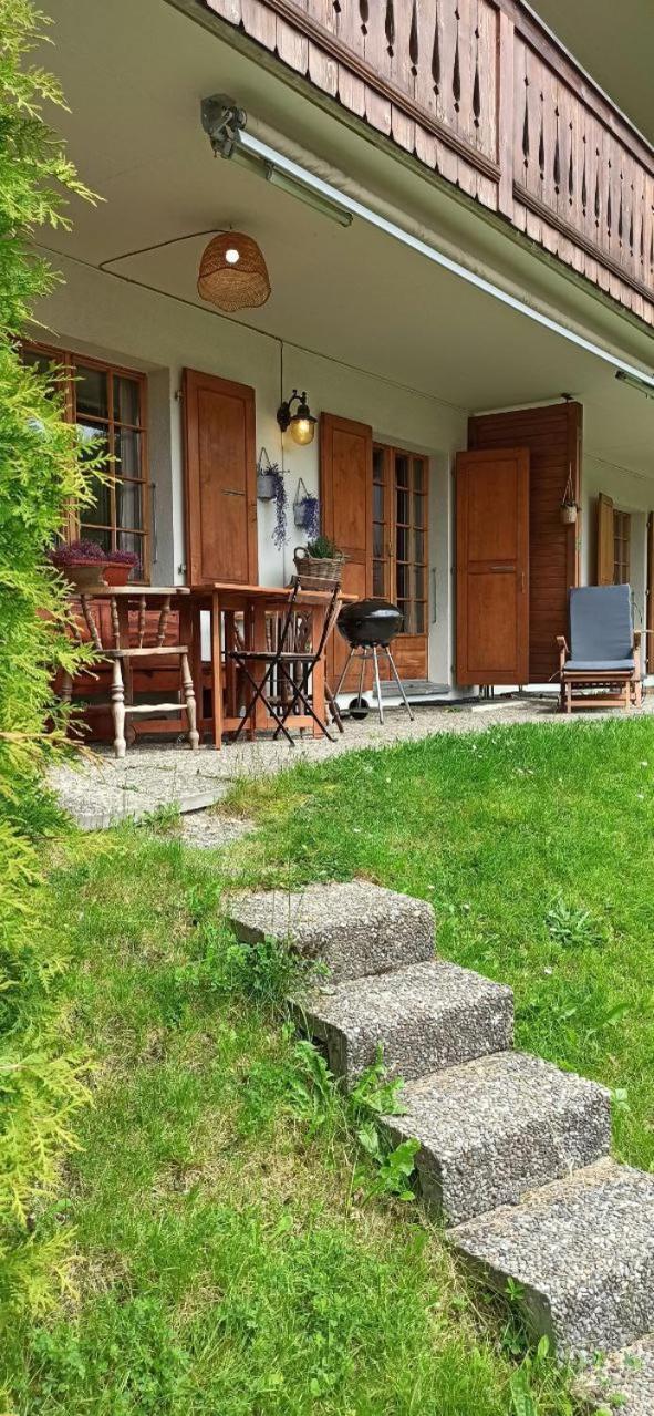 Cozy Apartment In The Heart Of The Alps Chateau-d'Oex Buitenkant foto